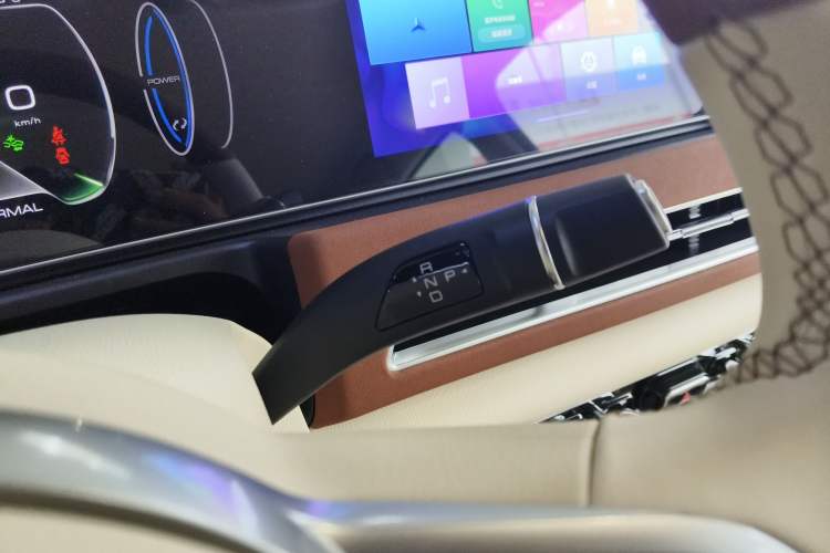 Used ORA Good Cat 2023 501 km Long-Range Luxury Version Lithium Iron Phosphate
