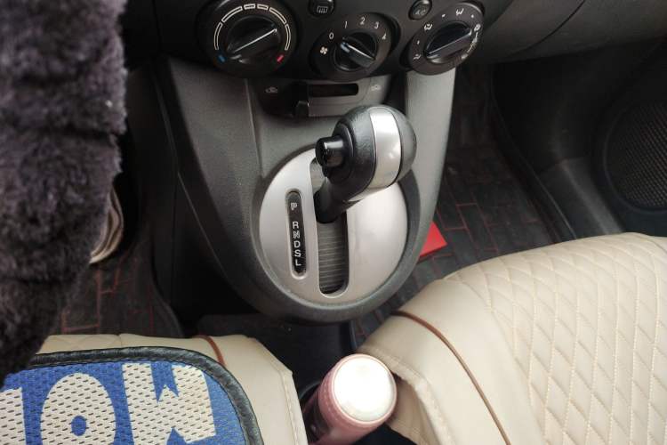 Used Mazda Mazda 2 2009 1.5L Automatic Value Edition
