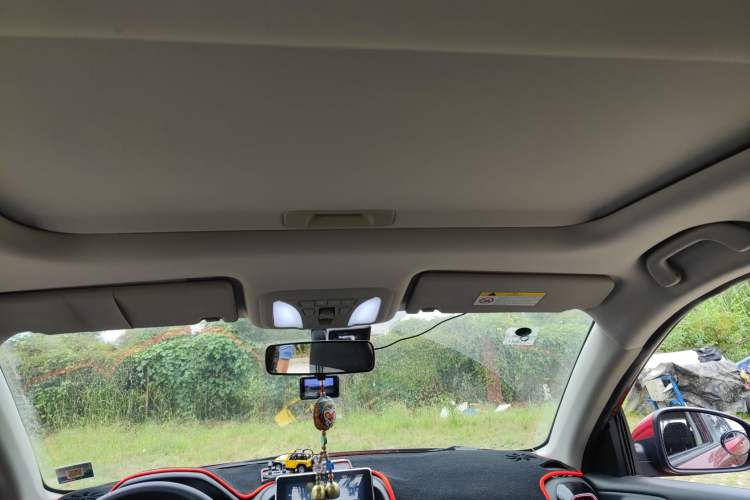 Used Dongfeng Aeolus AX4 2018 1.6L DCT Trendy & Stylish Model with Sunroof
