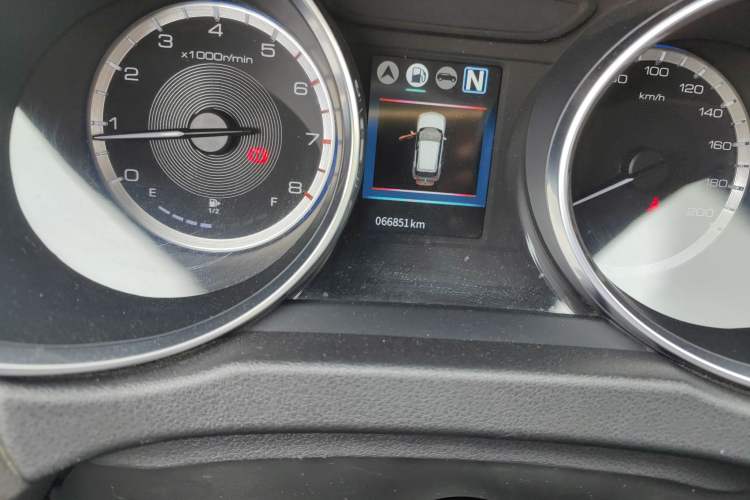 Used Dongfeng Aeolus AX4 2018 1.6L DCT Trendy & Stylish Model with Sunroof
