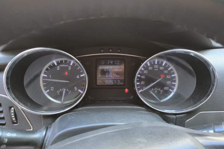 Used JAC T6 2015 2.8T Diesel New-Edge Long-Wheelbase HFC4DA1-2C
