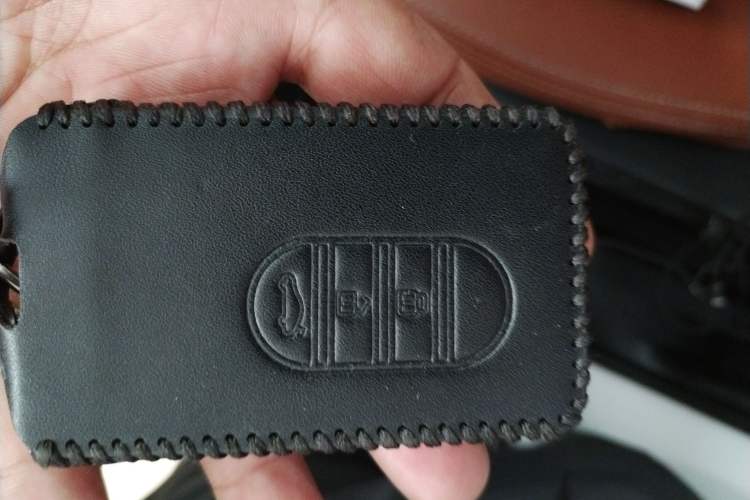 Used Luxgen Great 7 SUV 2013 Limited-Edition Sharp Model 2.2T Two-Wheel-Drive Smart Version