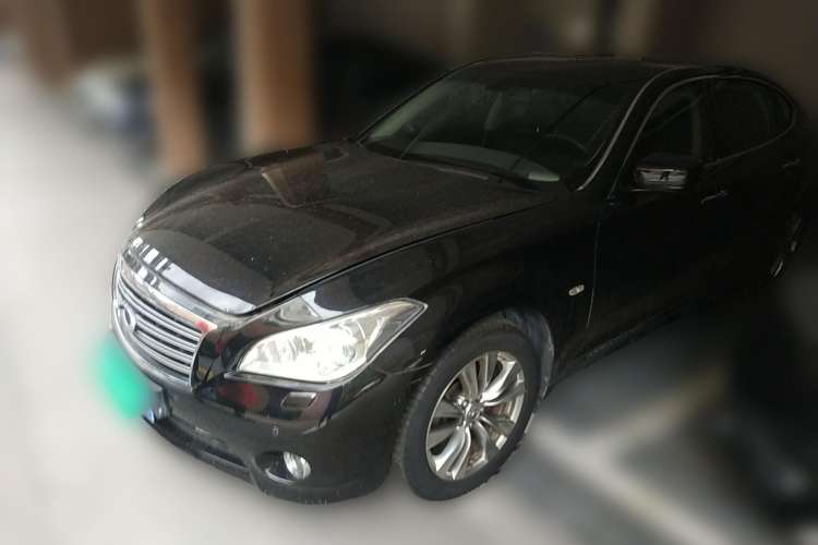 Used Infiniti M Series 2011 M25 Comfort Model