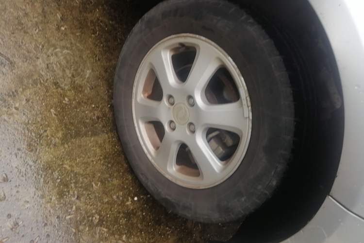 Used FORTHING Joyear 2011 1.5L Manual Luxury Edition