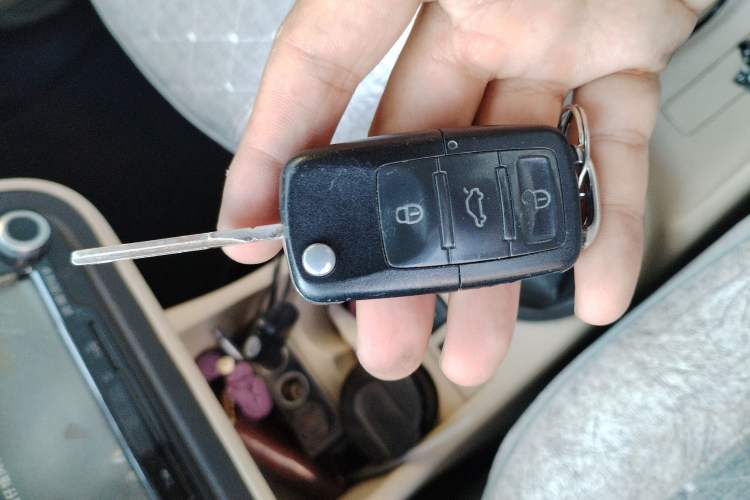 Used Skoda Fabia 2011 1.4L Manual Crystal Edition
