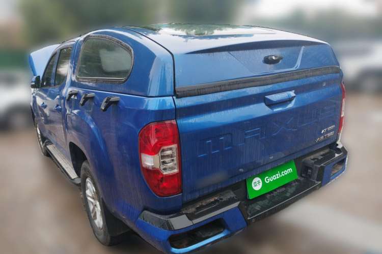 Used SAIC MAXUS T60 2017 2.0T Gasoline Automatic Two-Wheel Drive High-Ride Elite Standard Cabin
