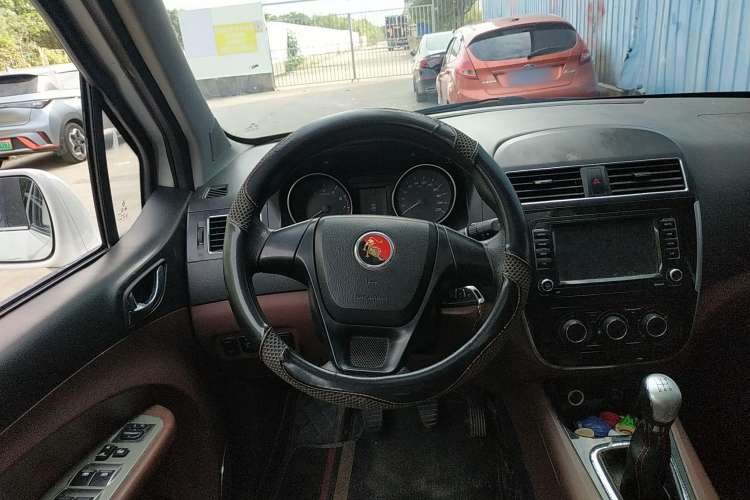 Used FORTHING Joyear X5 2016 1.6L Manual Luxury Edition
