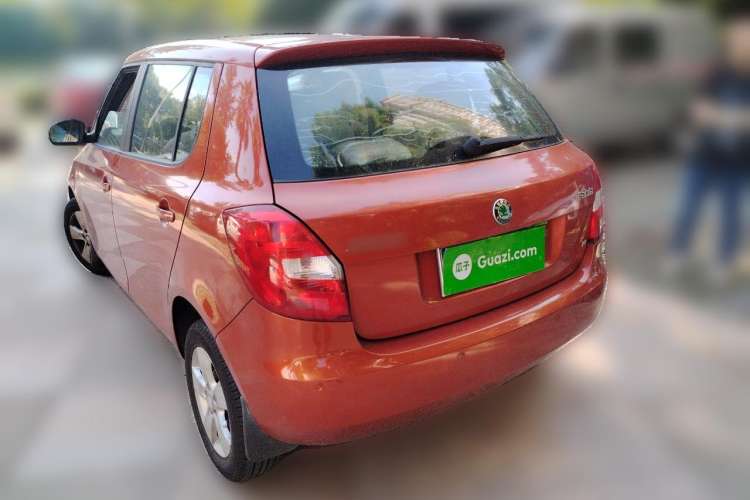 Used Skoda Fabia 2011 1.4L Manual Crystal Edition
