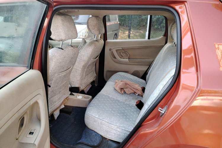 Used Skoda Fabia 2011 1.4L Manual Crystal Edition
