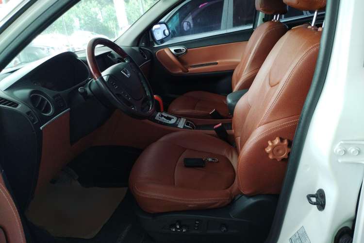 Used Luxgen Great 7 SUV 2013 Limited-Edition Sharp Model 2.2T Two-Wheel-Drive Smart Version