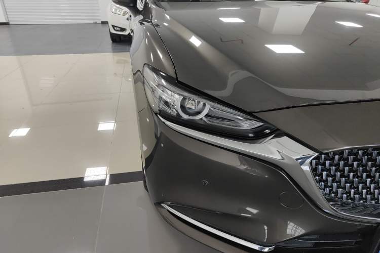 Used Mazda Atenza 2020 2.0L Blue Sky Luxury Edition
