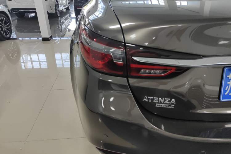 Used Mazda Atenza 2020 2.0L Blue Sky Luxury Edition
