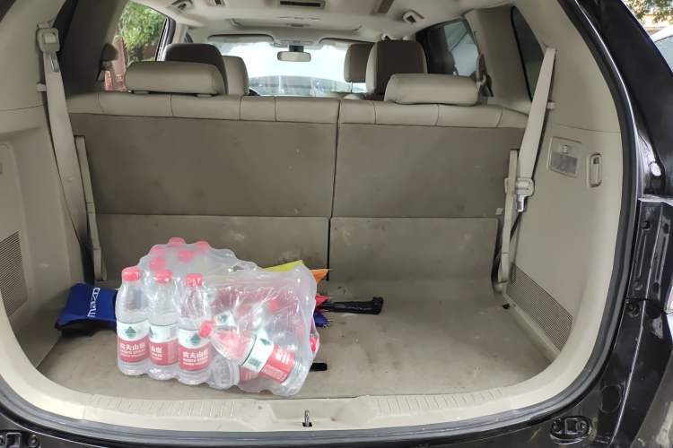 Used Mazda 8 2013 2.5L Ultimate Edition