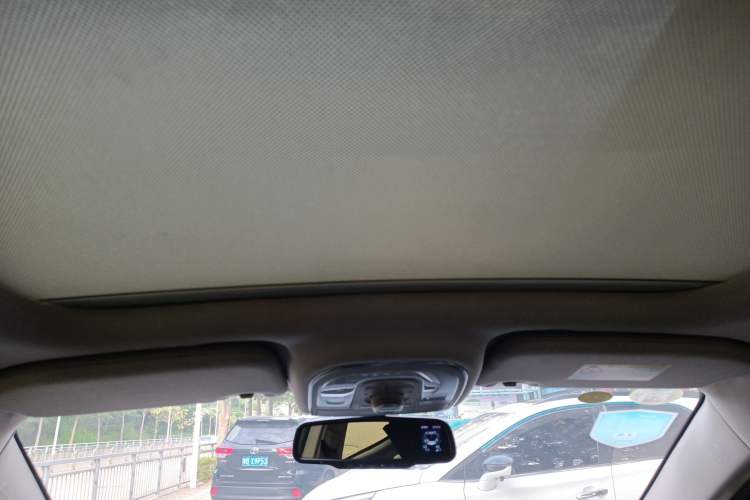 Used BYD Yuan New Energy 2018 EV360 Smart Connected Cool Model