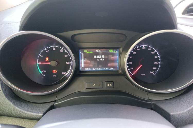 Used BYD Yuan New Energy 2018 EV360 Smart Connected Cool Model