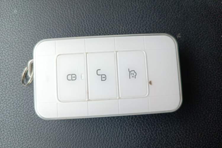 Used BYD Yuan New Energy 2018 EV360 Smart Connected Cool Model