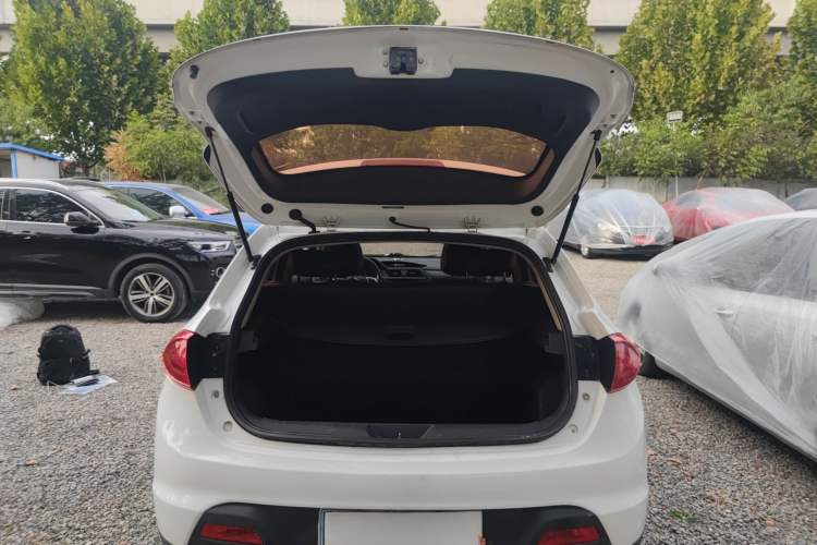 Used Lifan Auto X50 2014 1.5L Manual Luxury Model