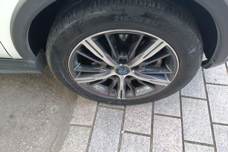 Used BYD Yuan New Energy 2018 EV360 Smart Connected Cool Model