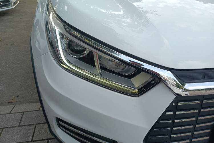 Used BYD Yuan New Energy 2018 EV360 Smart Connected Cool Model