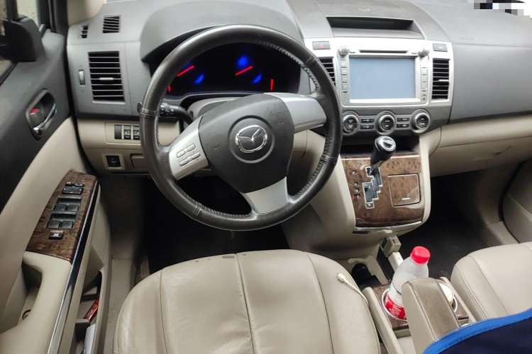 Used Mazda 8 2013 2.5L Ultimate Edition