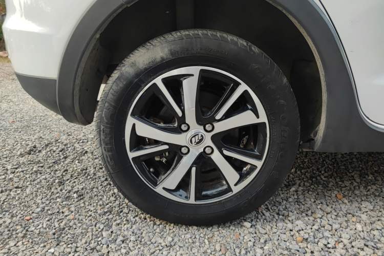 Used Lifan Auto X50 2014 1.5L Manual Luxury Model