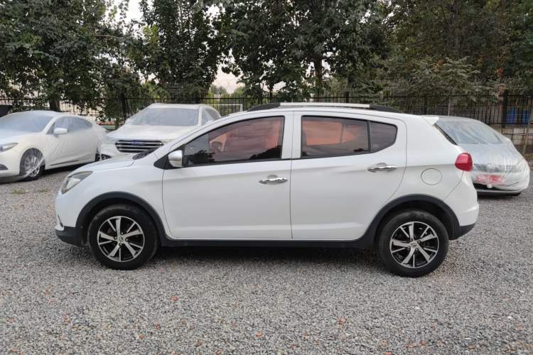 Used Lifan Auto X50 2014 1.5L Manual Luxury Model