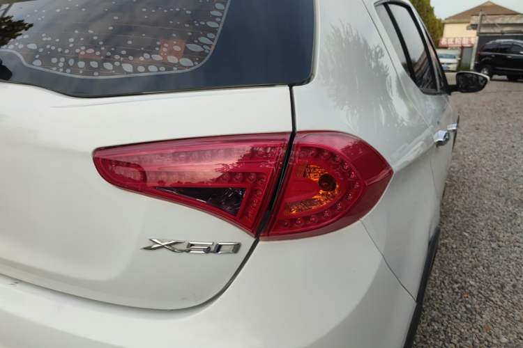 Used Lifan Auto X50 2014 1.5L Manual Luxury Model