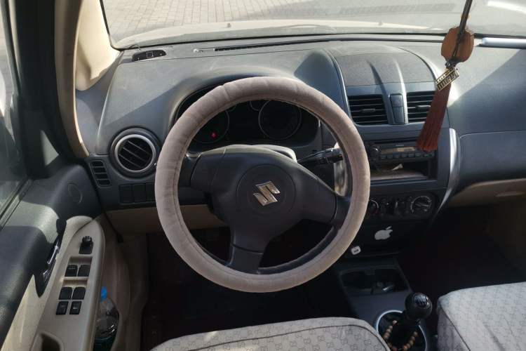 Used Suzuki SX4 S-Cross 2011 1.6L Manual Comfort Version