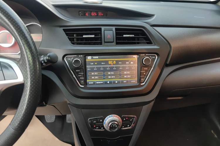 Used Lifan Auto X50 2014 1.5L Manual Luxury Model