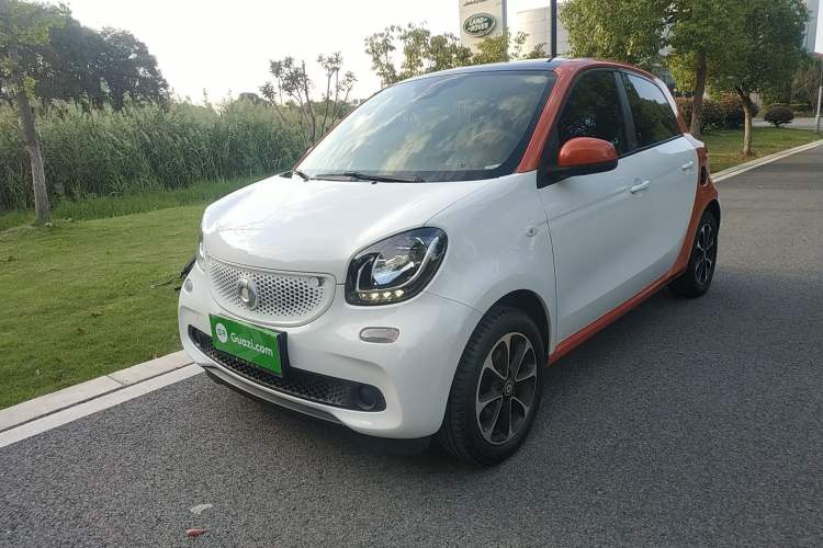 Used smart forfour 2016 1.0L 52 kW Passion Edition