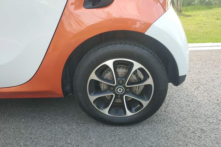 Used smart forfour 2016 1.0L 52 kW Passion Edition