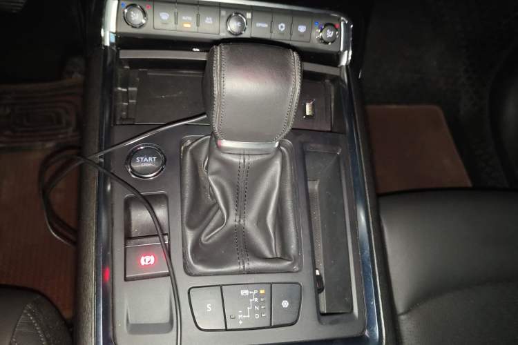 Used Citroen C6 2017 380THP Prestige Model Gear Lever