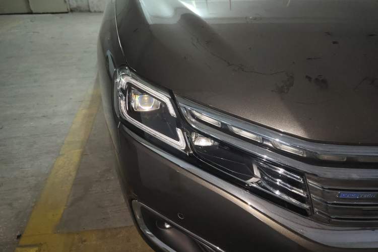 Used Citroen C6 2017 380THP Prestige Model Right Front Headlight