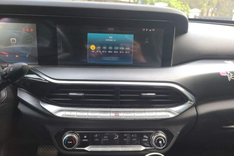 Used Bestune T77 2019 230 TID Automatic Prestige Version China V Emission Standard