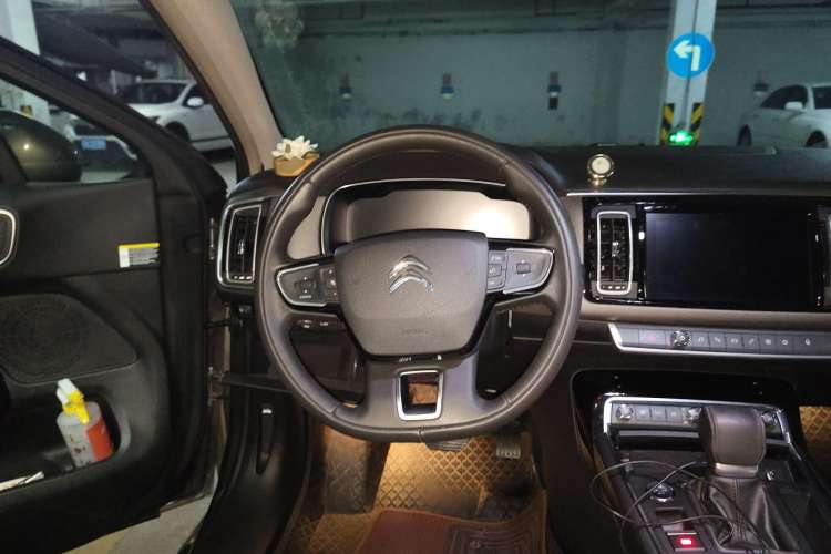 Used Citroen C6 2017 380THP Prestige Model Steering Wheel