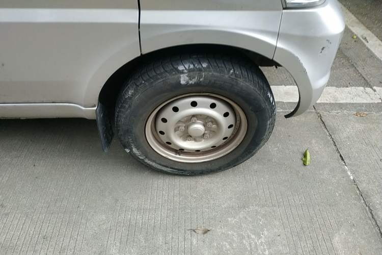 Used Wuling Rongguang EV 2020 Basic Version 7-Seater 300 km