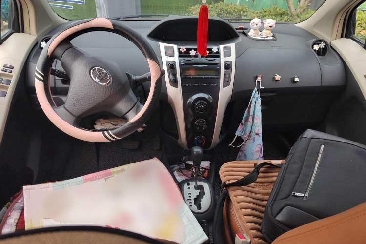 Used Toyota Yaris 2011 1.6E Automatic Charm Edition
