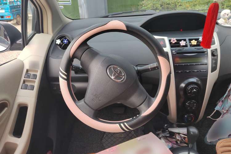 Used Toyota Yaris 2011 1.6E Automatic Charm Edition
