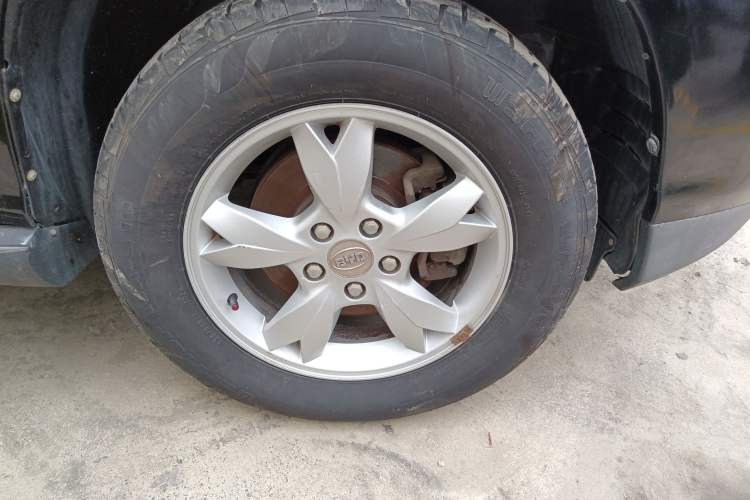 Used BYD S6 2013 Platinum Edition 2.0L Manual Elite Model