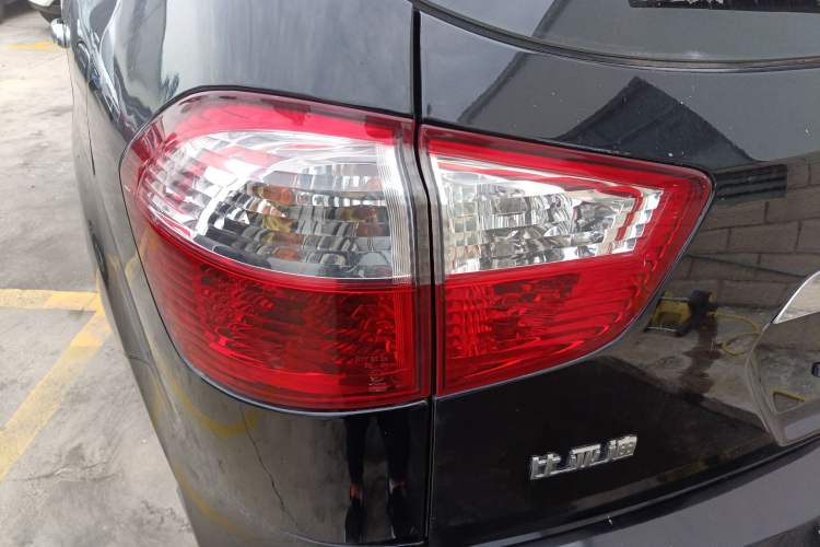 Used BYD S6 2013 Platinum Edition 2.0L Manual Elite Model