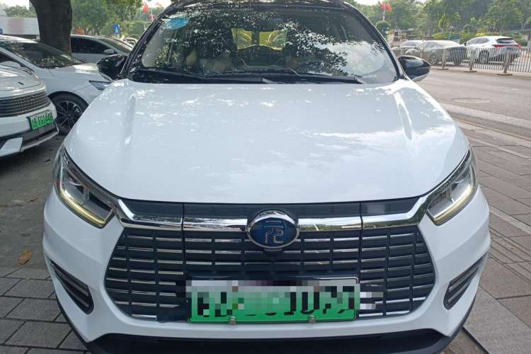 Used BYD Yuan New Energy 2018 EV360 Smart Connected Cool Model