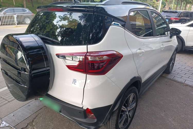 Used BYD Yuan New Energy 2018 EV360 Smart Connected Cool Model