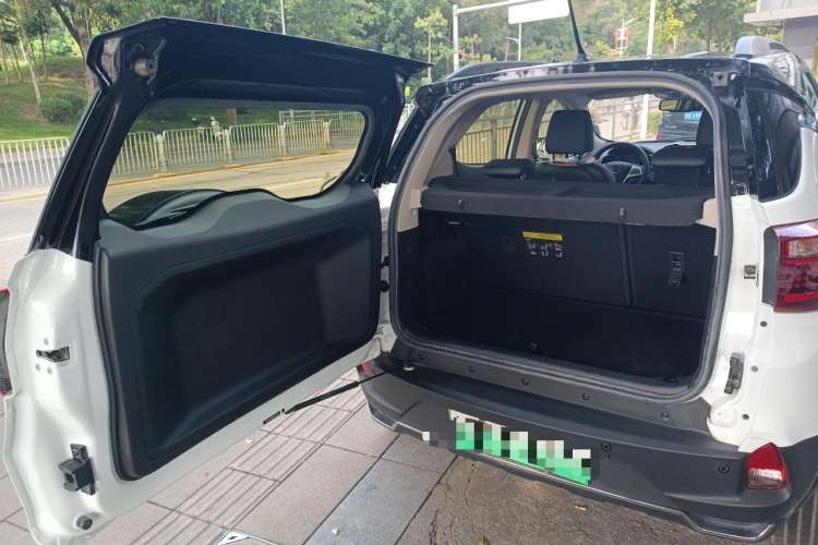 Used BYD Yuan New Energy 2018 EV360 Smart Connected Cool Model