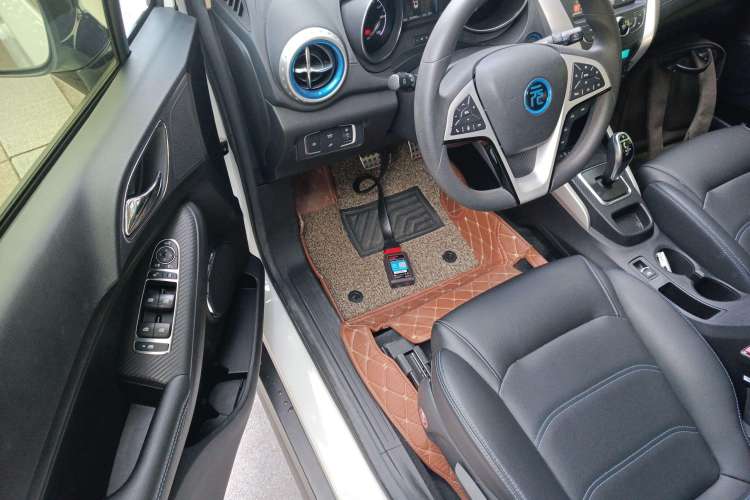 Used BYD Yuan New Energy 2018 EV360 Smart Connected Cool Model