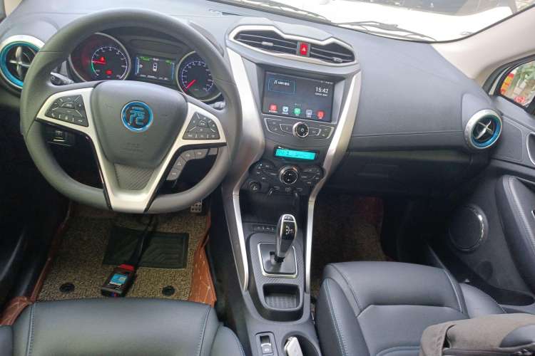 Used BYD Yuan New Energy 2018 EV360 Smart Connected Cool Model