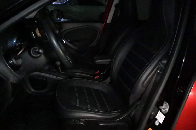 Used smart forfour 2018 0.9T 66 kW Pioneer Edition