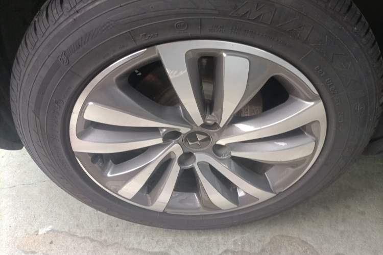 Used DS 6 2014 1.6T Luxury Edition THP160
