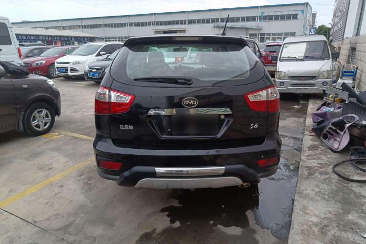 Used BYD S6 2013 Platinum Edition 2.0L Manual Elite Model