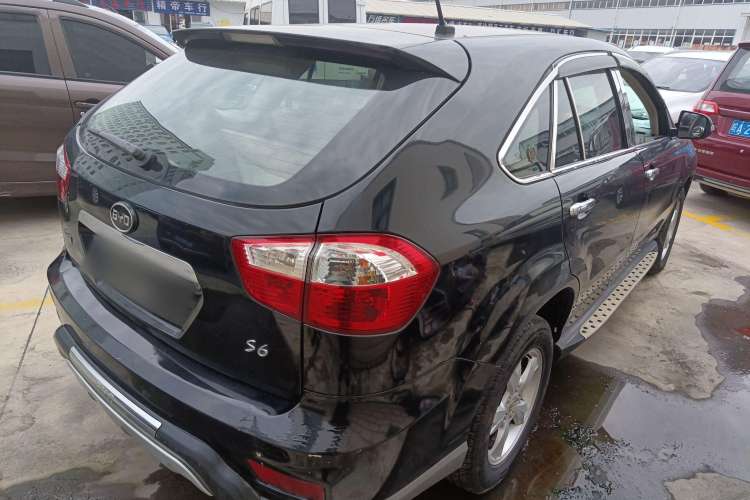 Used BYD S6 2013 Platinum Edition 2.0L Manual Elite Model