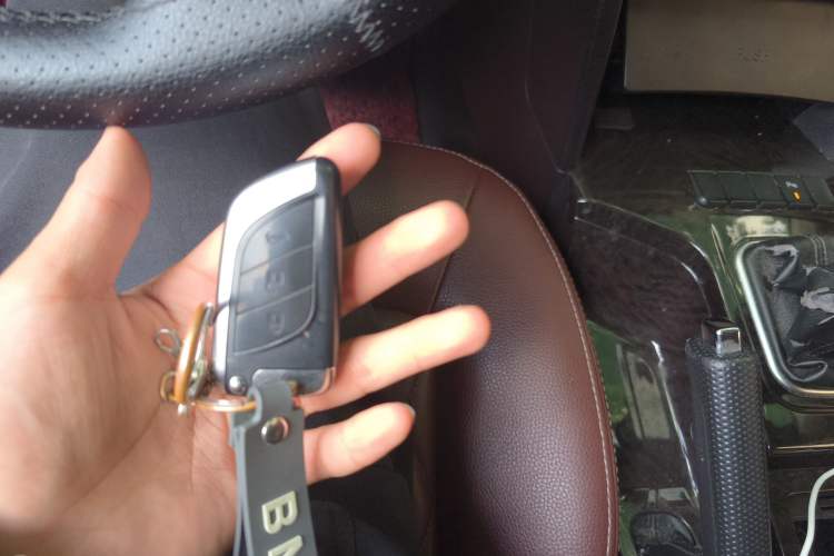 Used Lifan Auto 820 2015 1.8L Manual Luxury Model